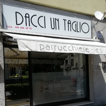 DACCI UN TAGLIO NELLO E ROSARIA logo