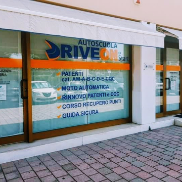 AUTOSCUOLA DRIVE ON logo