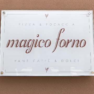 Magico Forno logo